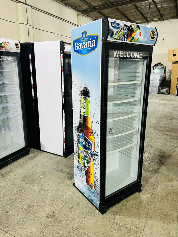یخچال ویترینی ایستاده عرض 70 سانت تک درب طرح دلستر bavaria