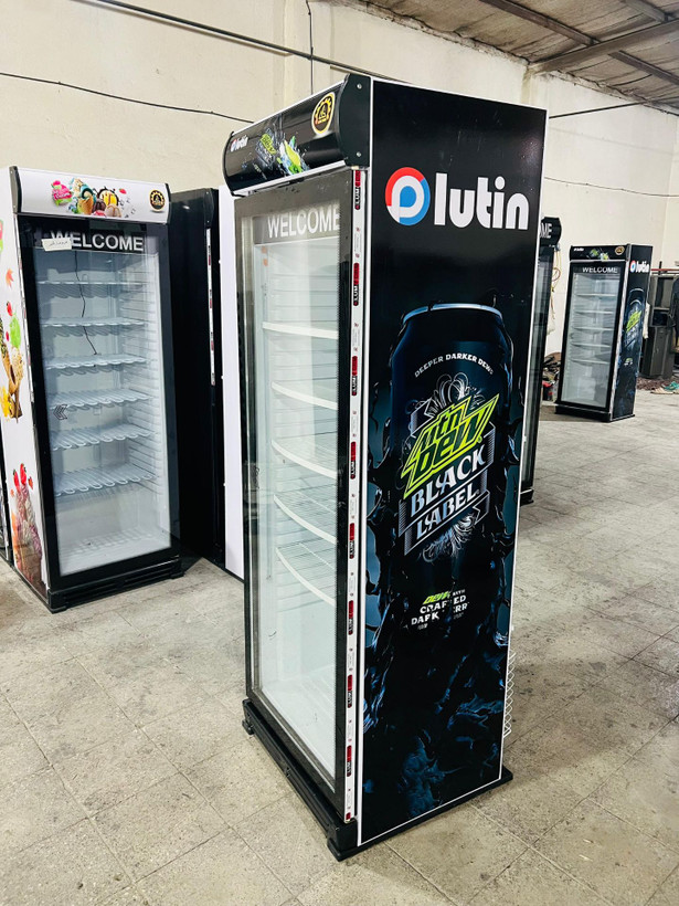 یخچال ویترینی ایستاده عرض 70 سانت تک درب طرح انرژی زا قوطی MTNDEW
